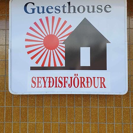 Seydisfjoerdur Guesthouse Seyðisfjörður Zewnętrze zdjęcie